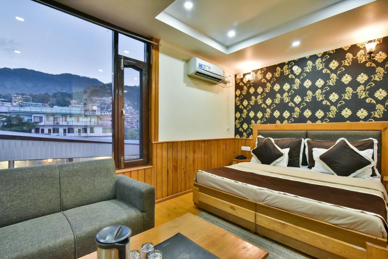 The Posh Hotel McLeod Ganj Exterior photo