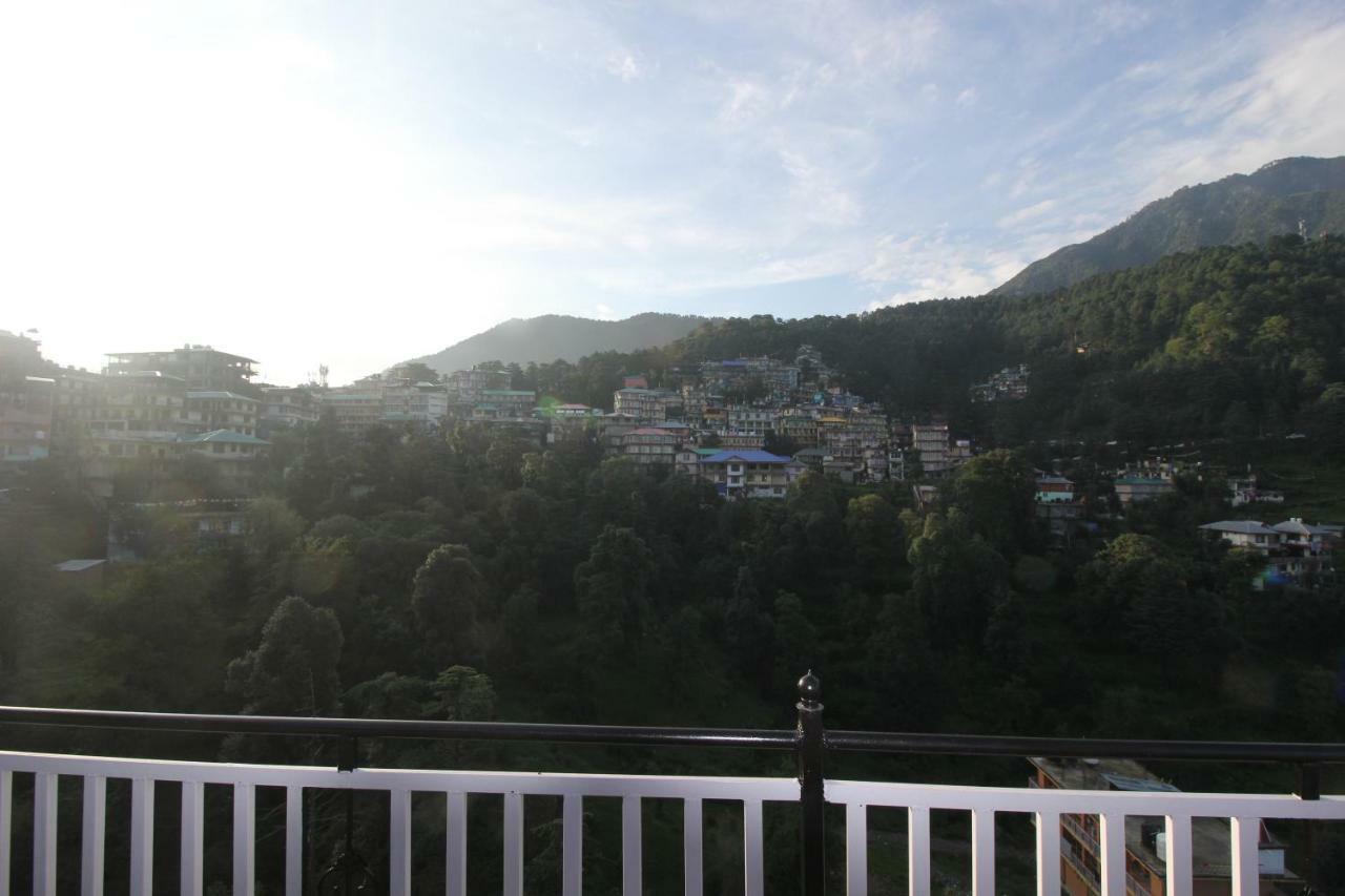 The Posh Hotel McLeod Ganj Exterior photo